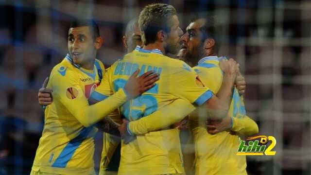 فيديو : نابولي يتجاوز سوانزي سيتي ويبلغ الدور القادم