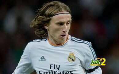 رسمياً : مودريتش أفضل لاعب خط وسط في الليجا