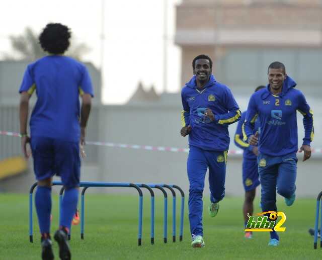 نجوم النصر من التدريب للملعب لمساندة المنتخب