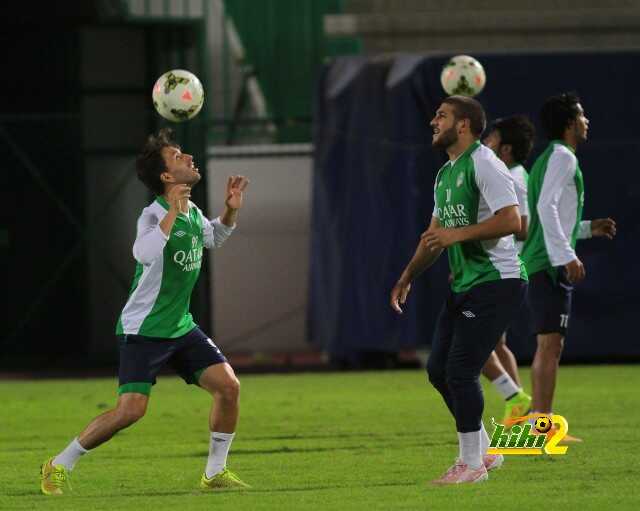 صور : الأهلي يواصل الاستعدادات لمباراة الفيصلي
