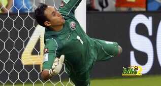 صورة : نافاس يقابل أصدقائه في فالنسيا قبل عودته لريال مدريد