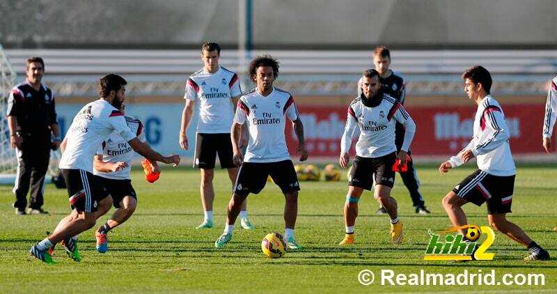صور : إنضمام الدوليين إلى تدريبات ريال مدريد