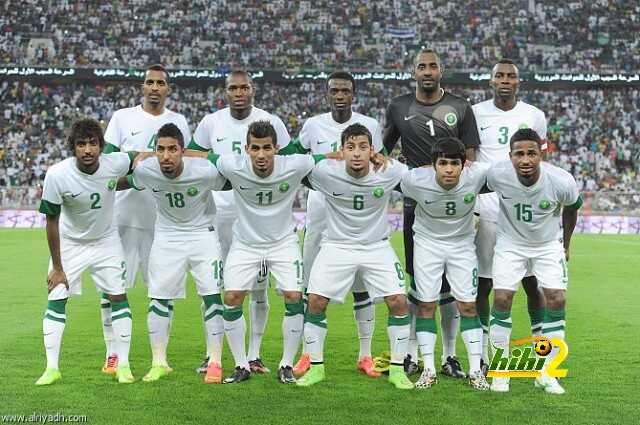 السعودية تتقدم بالهدف الثاني على البحرين