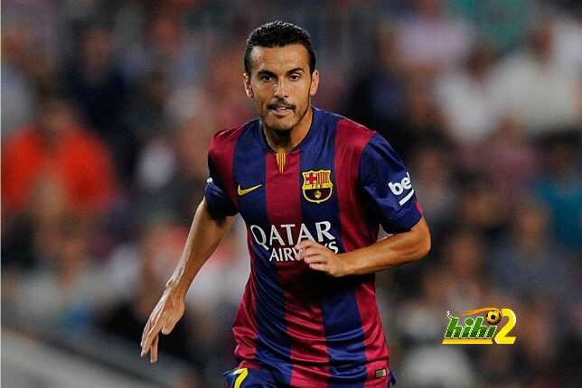 فينجر يعمل لتدعيم صفوفه بلاعبين من برشلونة
