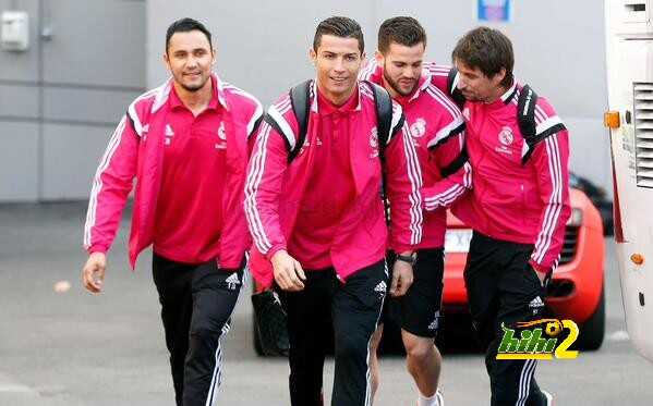 صور : وصول لاعبي ريال مدريد إلى الفندق قبل مواجهة الليلة
