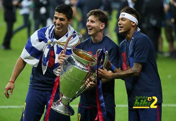 صورة : احتفال MSN في غرف الملابس