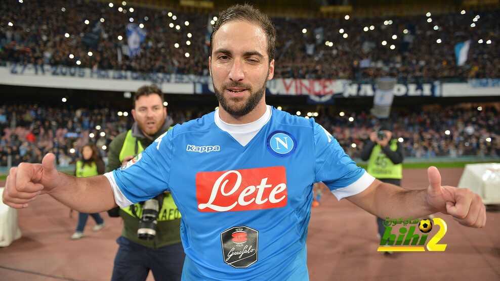 نابولي يعود لصدارة الدوري الإيطالي بعد فترة غياب طويلة