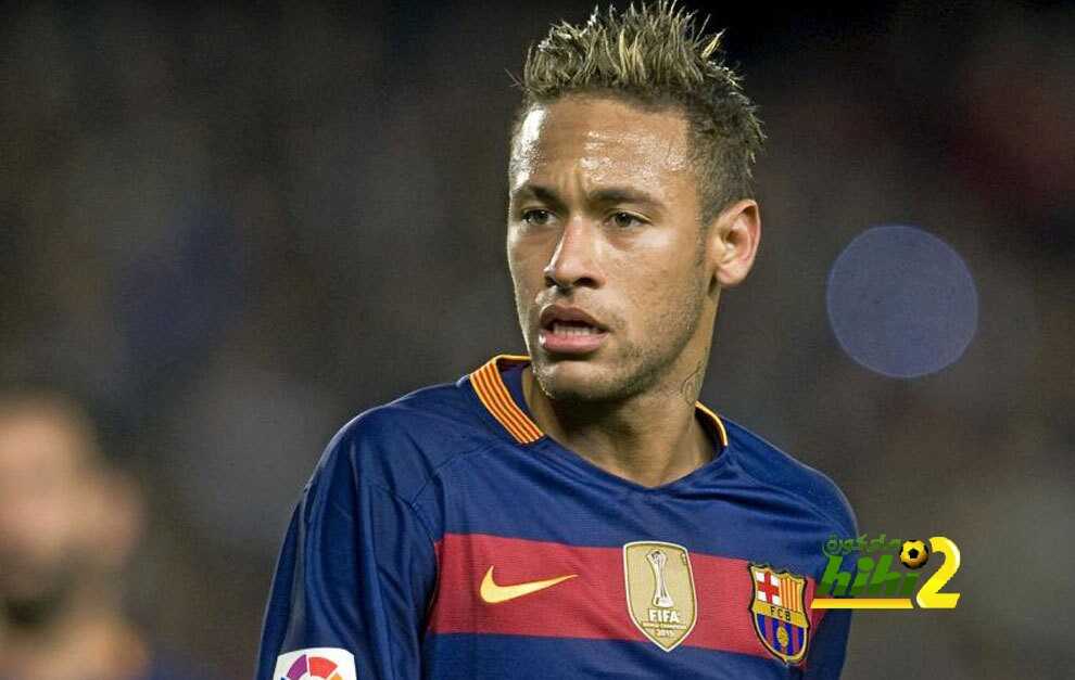 فيديو : برشلونة يطالب الصحفيين بأحترام والد نيمار