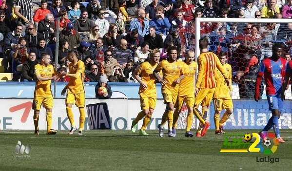 برشلونة ينهي الشوط الأول متقدما بهدف نظيف ..!
