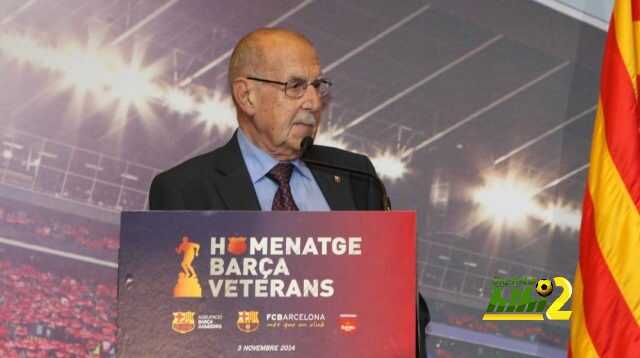 وفاة مذيع ملعب الكامب نو عن عمر يناهز 79 عام
