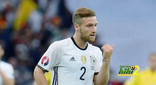 ميلان يفكر في ضم لاعب فالنسيا