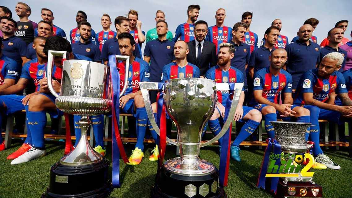 صور : كواليس التقاط نجوم برشلونة الصورة الرسمية لهذا الموسم