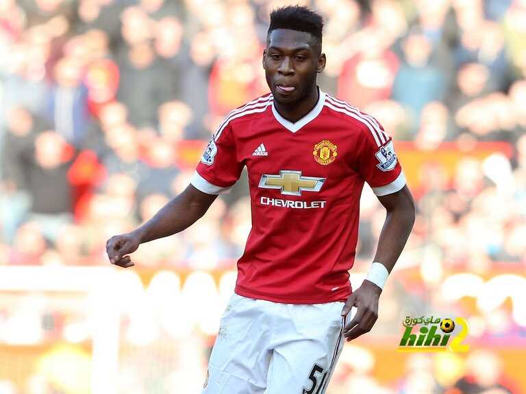 لاعب مانشستر يونايتد يقترب من التجديد