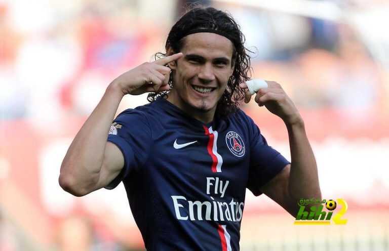 كافاني .. أفضل لاعب في الدوري الفرنسي عن سبتمبر الماضي