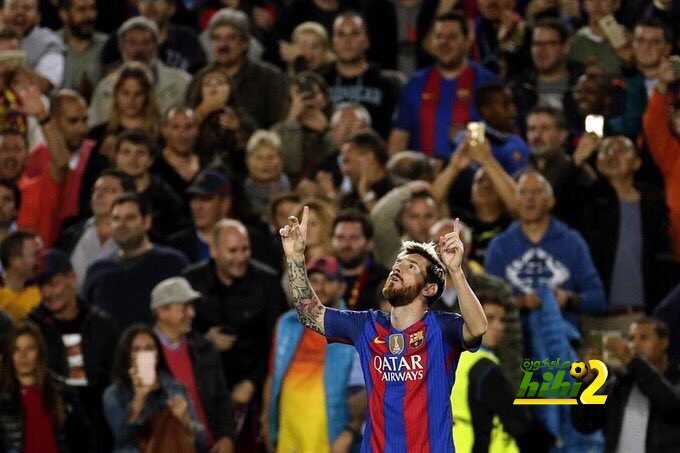 ميسي يُعدل النتيجة لبرشلونة بتسديدة رائعة