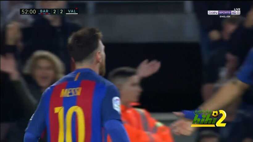 ميسي يعيد التقدم لبرشلونة