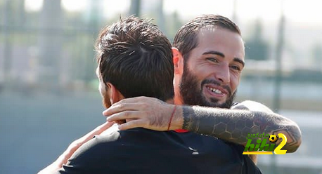 برشلونة يحتفل بيوم ميلاد فيدال