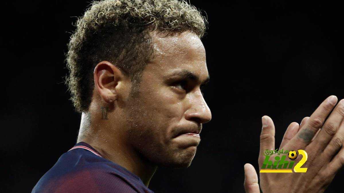 جماهير باريس تُنصف نيمار على كافاني