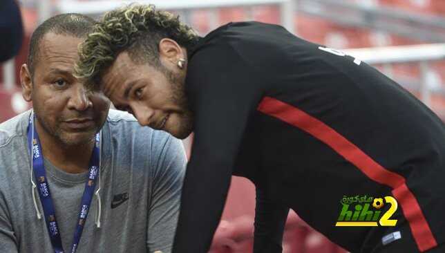 نيمار ووالده يلغيان عضويتهما في برشلونة