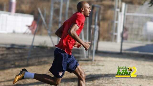 إيفرتون يستهدف ضم لاعب وسط إشبيلية