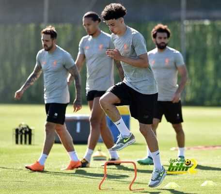 بالصور .. لاعبو ليفربول يبدأون تحضيراتهم لنهائي الأبطال