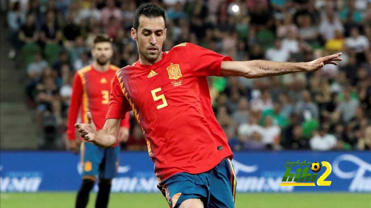 بوسكيتس يسخر من رئيس برشلونة بسبب تشجيعه للمنتخب الأرجنتيني بكأس العالم