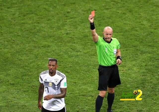 بواتينغ يطرد للمرة الأولى منذ 2009