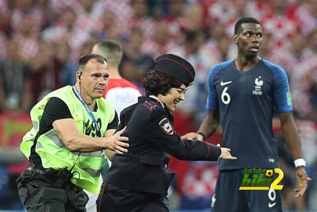 السجن 15 يوما لمقتحمي نهائي كأس العالم