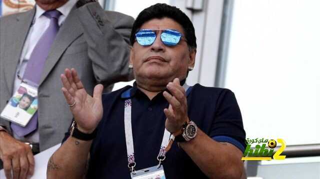 مارادونا ينصح ميسي بالابتعاد عن المنتخب الأرجنتيني