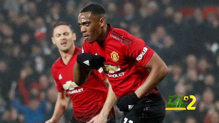 فيديو: مانشستر يونايتد يسحق فولهام بثلاثةأهداف في الشوط الاول