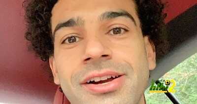 رد فعل كوميدي للاعبي ليفربول على صورة صلاح الجديدة