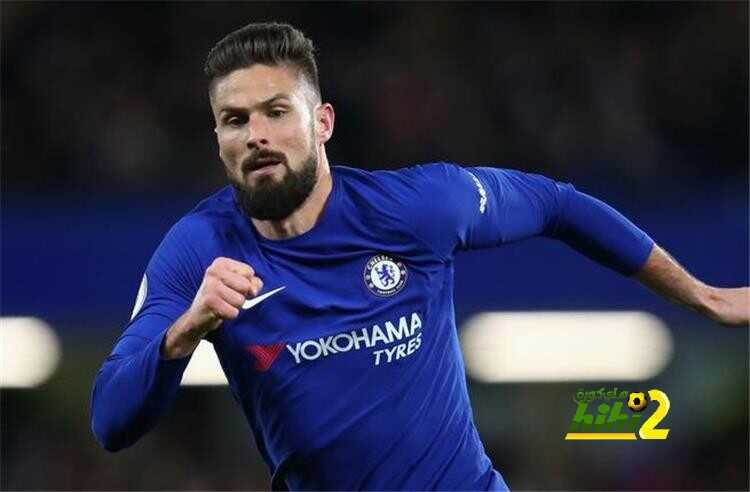 تشيلسي يتجنب فخ الفيفا بتمديد عقد جيرو