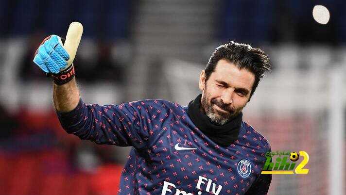 بوفون مطلوب فى الدورى البرتغالى