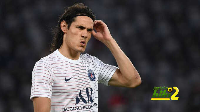كافاني يقترب من الدوري الأمريكي