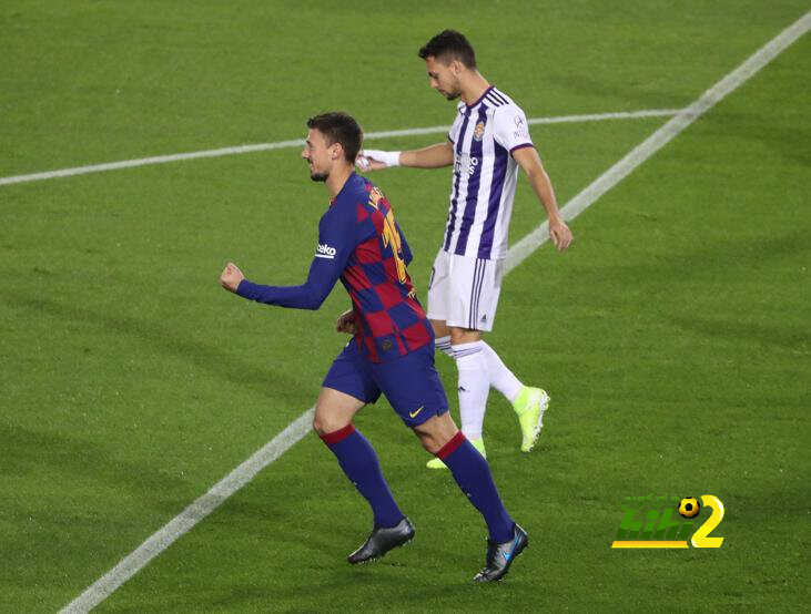 تقارير: لونجليه ينتزع مكانة أومتيتي في برشلونة عن جدارة