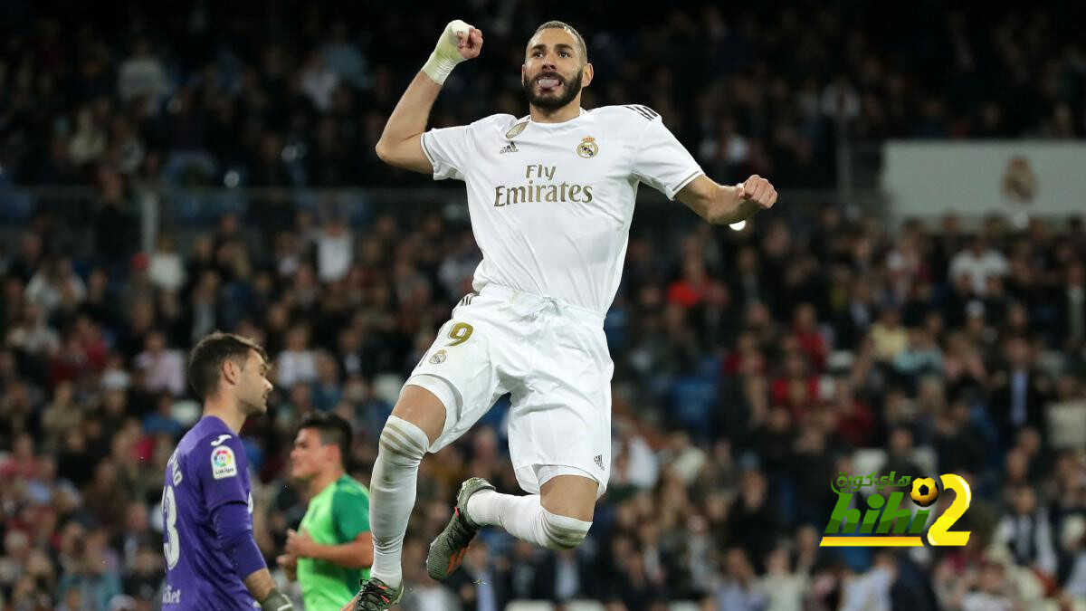 ليون يرغب فى استعادة بنزيما