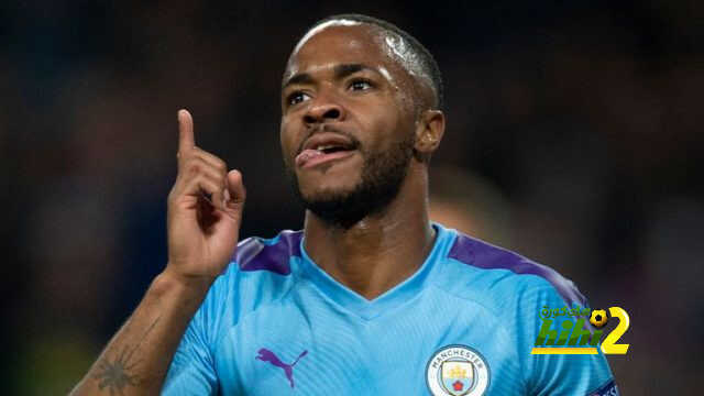 سكاي: مانشستر سيتي يبدأ مفاوضات تجديد عقد ستيرلينج