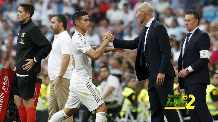 آس: خاميس رودريغيز لن يرحل عن ريال مدريد في الشتاء