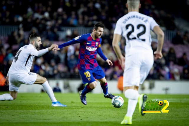 برشلونة ينهي الشوط الأول متعادلا سلبيا