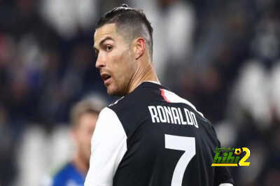 زميل رونالدو معروض على برشلونة!
