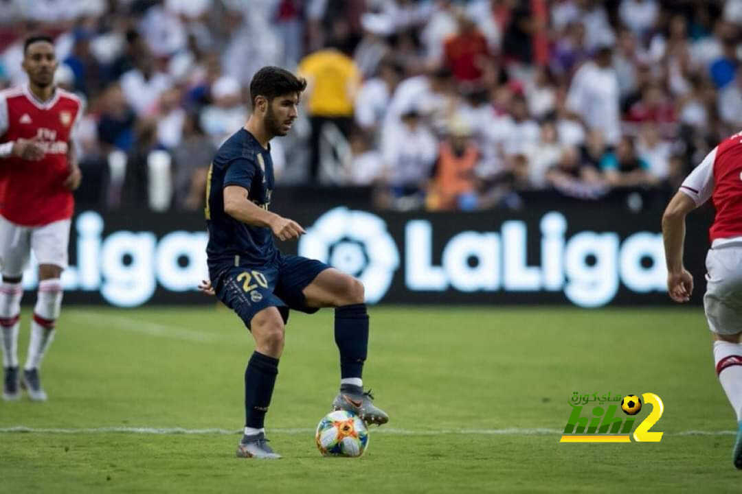 أسينسيو يقترب من العودة للعب كرة القدم