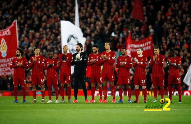 ليفربول ولاعبيه يتبرعون لبنك الطعام