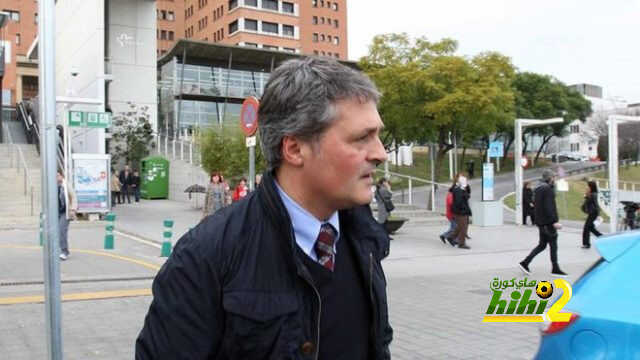فيروس كورونا يهدد برشلونة