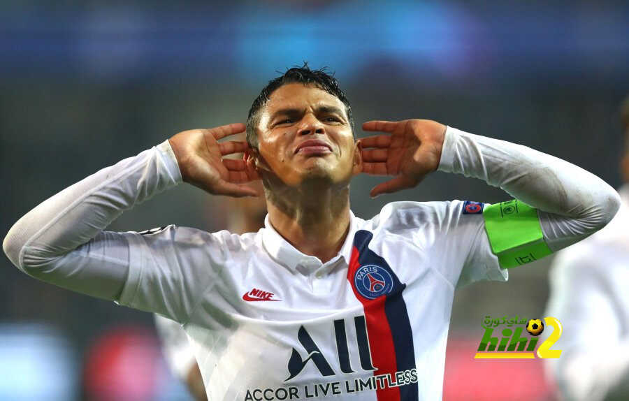 علاقة إنتقال تياجو سيلفا ببرشلونة