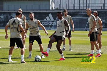 صور : استعدادات ريال مدريد لمواجهة غرناطة