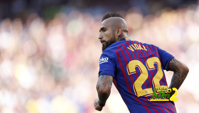 برشلونة يعيد النظر في رحيل فيدال