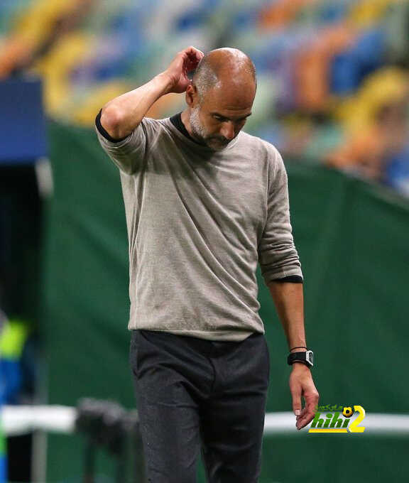 غوارديولا يتهرب من المسئولية ويلقي اللوم على لاعبيه !