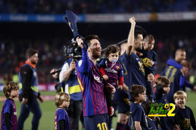 مدير برشلونة السابق: لا أستطيع رؤية البارسا بدون ميسي!