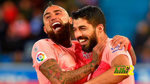 تقارير: مطالب ثنائي برشلونة تعقد من رحيلهما