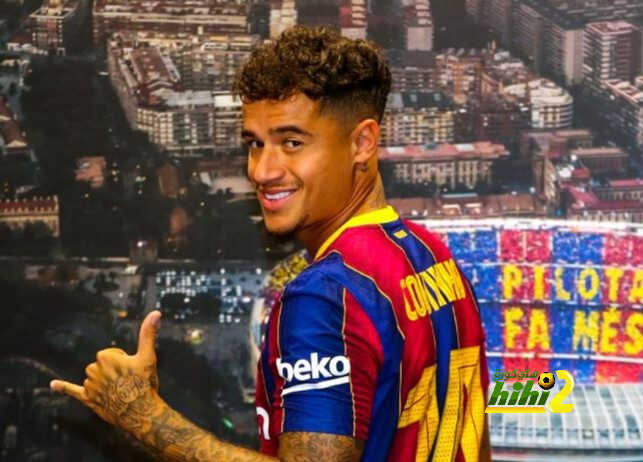 صورة .. البسمة تعود على وجه كوتينيو مع برشلونة